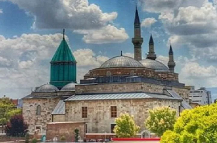 نقش پادشاهان و حاکمان روزگار قدیم، در رشد و اعتلای زبان دری