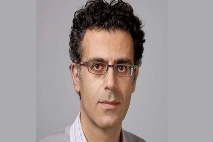 معرفی آرش ابی‌زاده، استاد دانشگاه مک‌گیل و برنده جایزه کتاب انجمن فلسفه کانادا