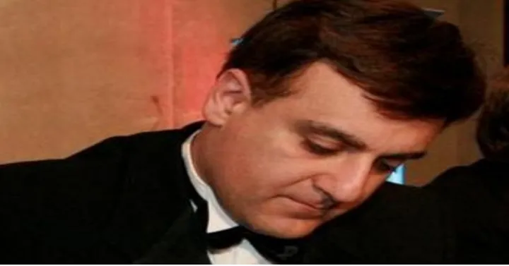 ایرانیان کانادا: "کاوه فرخ" تاریخ‌نگار پرشور ایران