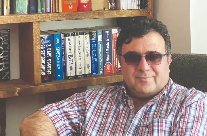 راز موفقیت در کانادا، تحصیل دانش است