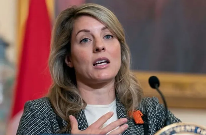 وزیر امور خارجه کانادا تصمیم جمهوری اسلامی برای صدور احتمالی حکم اعدام برای برخی از معترضان را محکوم کرد