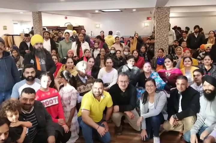 کبک سولیدر قانونی شدن اقامت مهاجران فاقد وضعیت را خواستار شد