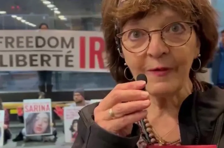 اکران مستند نسرین ستوده در سینما دو پارک