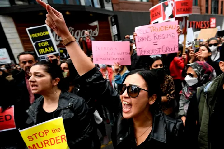 کمپین نامه‌نگاری با مقامات کانادا برای همبستگی با معترضان و تشدید فشارها علیه جمهوری اسلامی