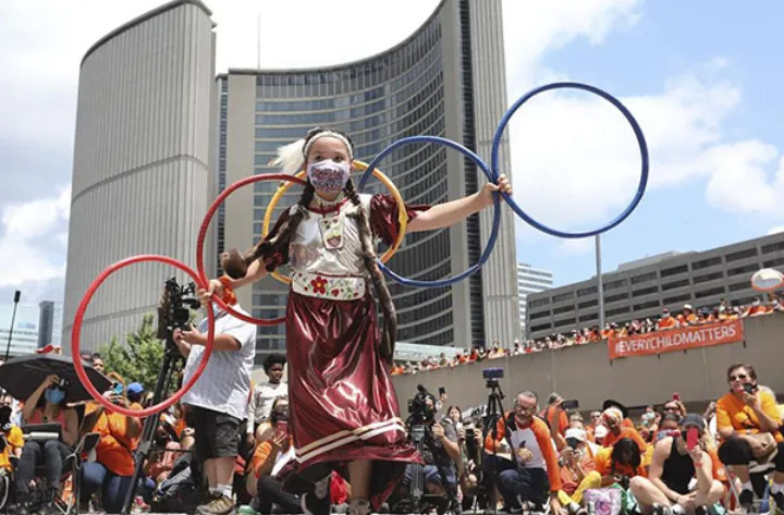 کنسرت رایگان گروه‌ گلها، امروز در تورنتو