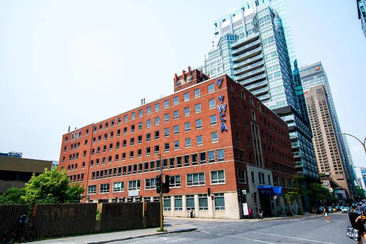 فروش ساختمان YMCA در مرکز شهر، به‌دلیل مشکلات مالی