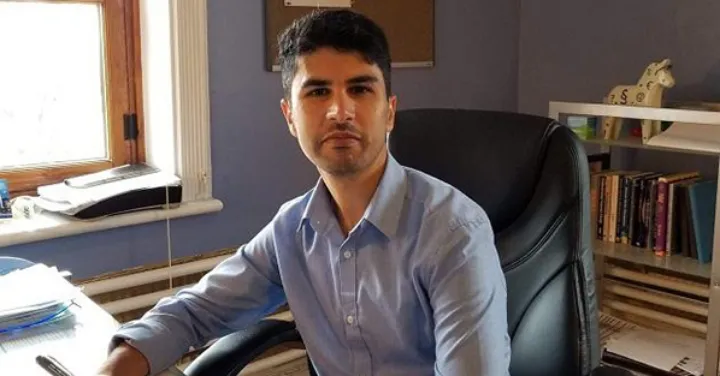 آن طرف پل‌ها شکسته و این طرف احساس غربت و تنهایی