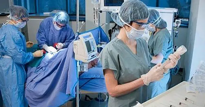 گفت‌وگو با امیرعباس بشارتی، یکی از طراحان نامه به فرانسوا لوگو: آقای نخست‌‎وزیر ما آماده‌ایم! 