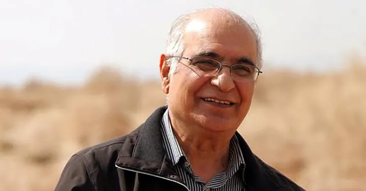 خلاقیت‌های کودکی ناسازگار که استاد نویسندگی شد