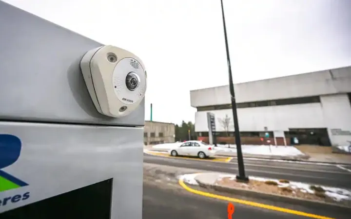 هشدار سرویس‌های مخفی کانادا درباره خطر استفاده از دوربین‌های چینی