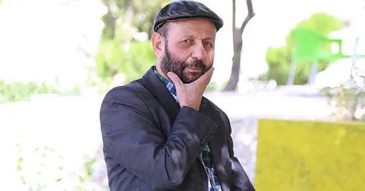 هفت شعر از لطیف هلمت با ترجمه فارسی