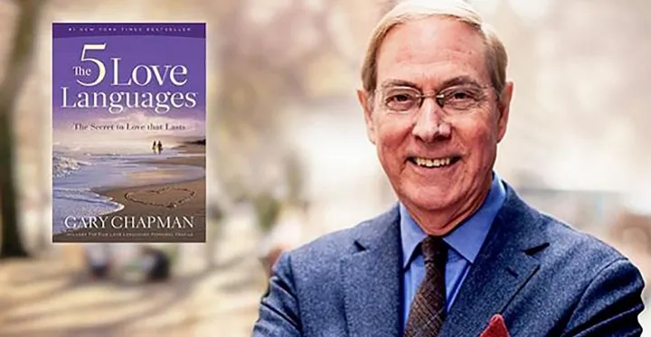 نگاهی به کتاب «۵ زبان عشق» اثر گری چاپمن