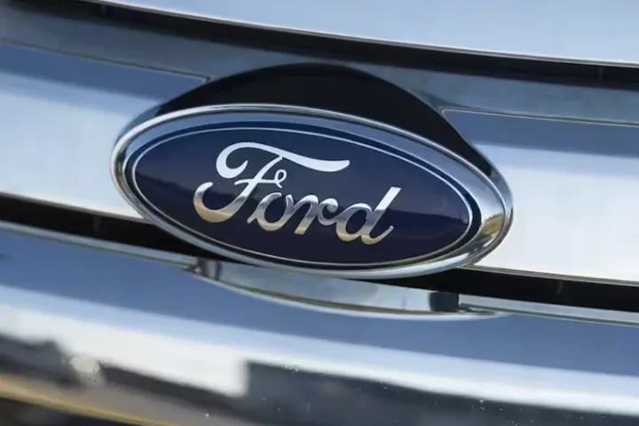 سرقت ۱۴ شاسی‌بلند نو از کارخانه فوردِ کانادا