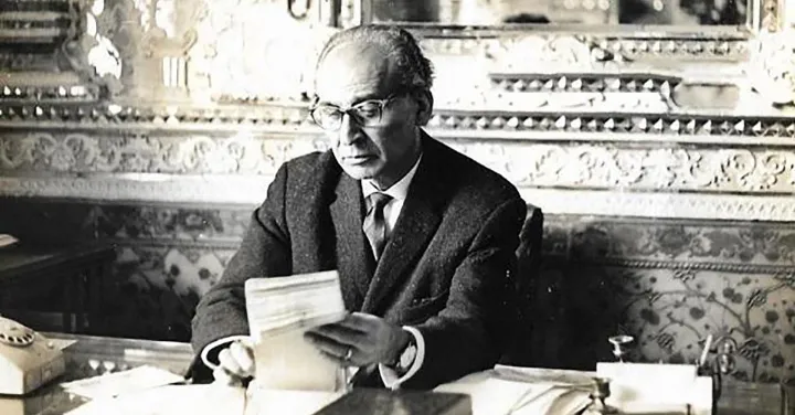 درباره موسس مهمترین کتابخانه ایران چه می‌دانیم؟