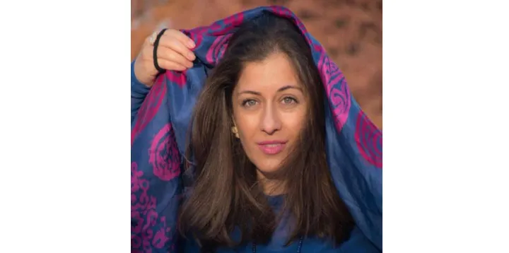 ادبیات؛ درنگ واژه‌ها در سایه‌سار