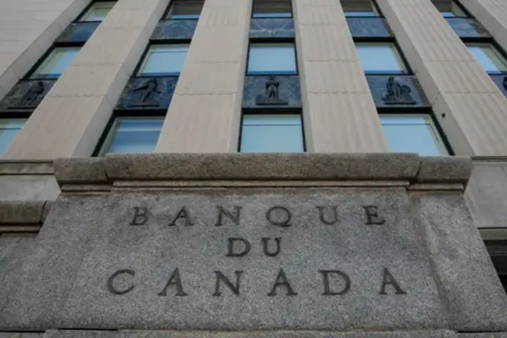 اختلاف بین مسئولان بانک مرکزی کانادا برای کاهش نرخ بهره