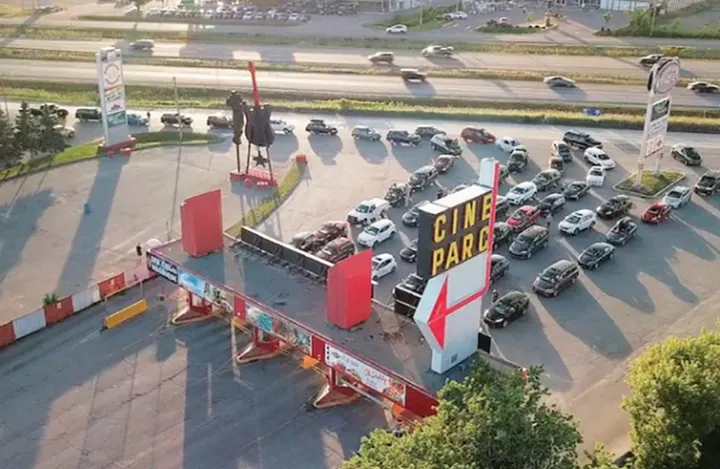 آغاز فصل سینما-خودرو در استان کبک