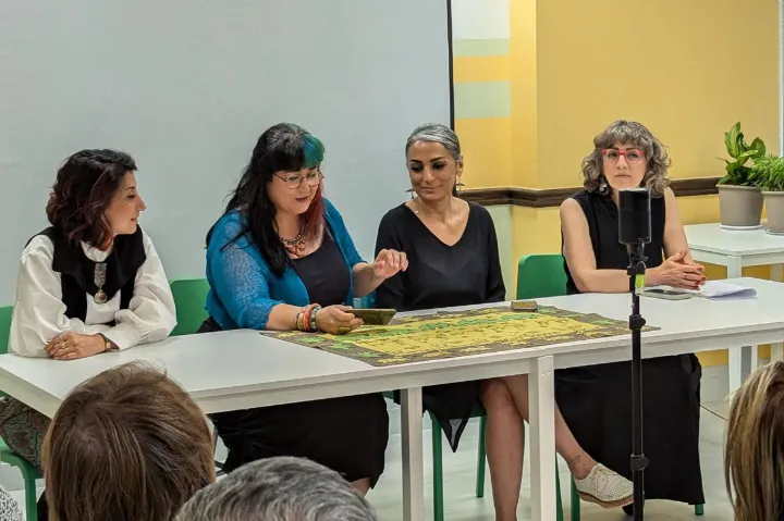 اولین جلسه نمایش ویدئو آرت در مدرسه کندو برگزار شد