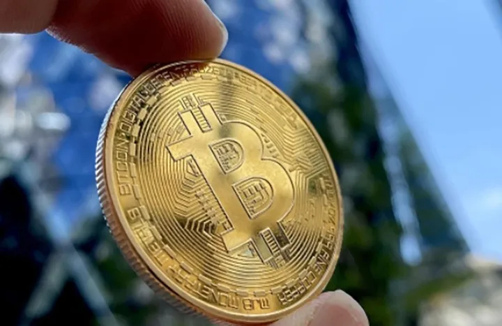 آیا مخترع بیت‌کوین واقعاً یک کانادایی بوده است؟