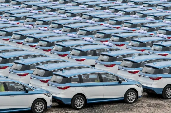 خودروهای برقی چینی به‌زودی زیر پای کانادایی‌ها