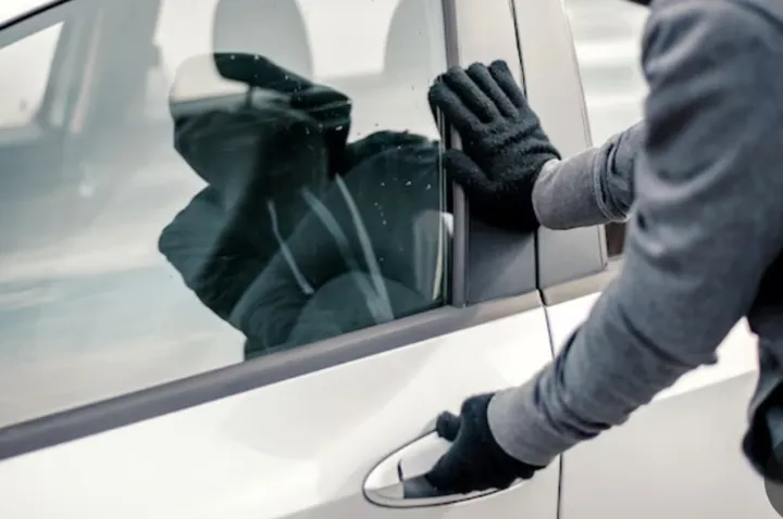 اگر در مونترال به این مرکز خرید می‌روید، بیش از هر جا مراقب خودرو خود باشید