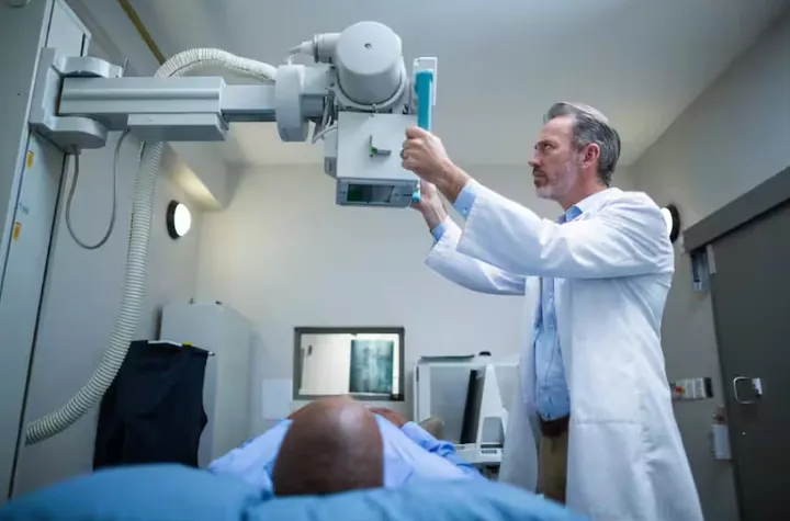 نیمی از پزشکان از طرف بیماران خود مورد آزار جنسی قرار می‌گیرند