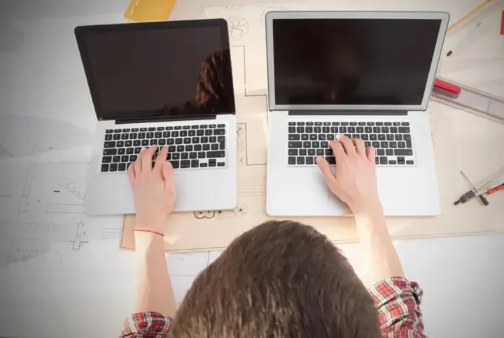 یک‌سوم کانادایی‌ها دو شغل را هم‌زمان انجام می‌دهند!