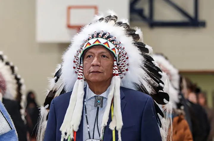 شکایت بومیان کلگری از دولت کانادا علیه معاهده‌ی سالی ۵ دلاری