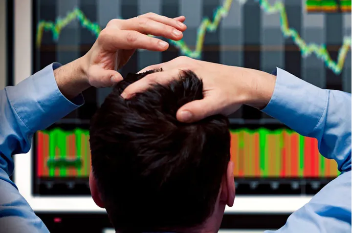 وحشت از سقوط بازار؟ راهنمای سرمایه‌گذاران کانادایی