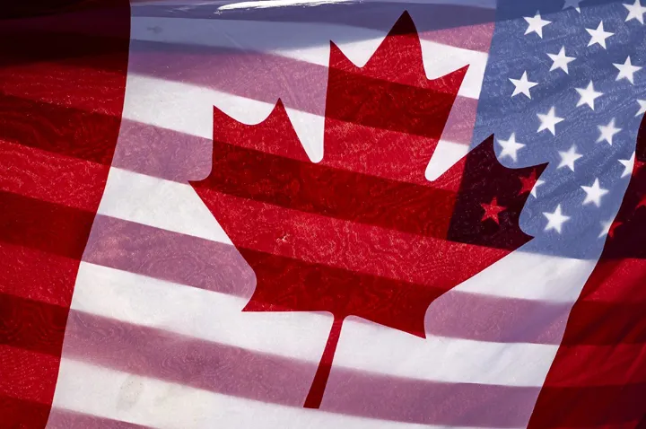 چرا کانادایی‌ها از سفر به آمریکا دست کشیده‌اند؟