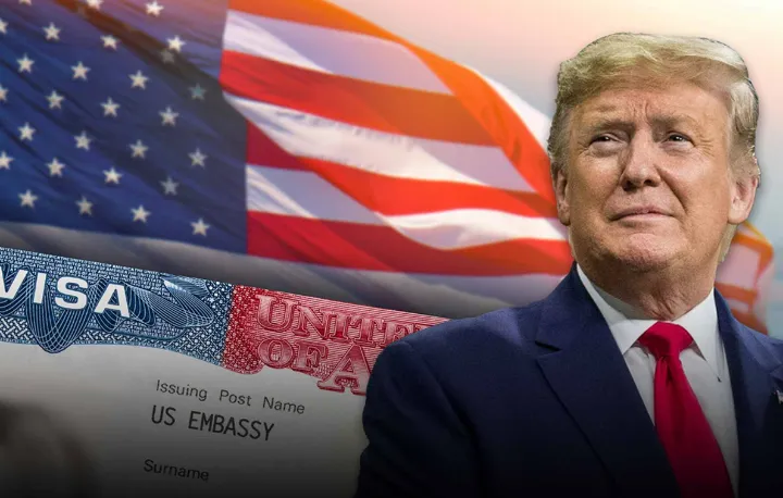 دولت ترامپ برای ۵۵ میلیون دارنده‌ی ویزای آمریکا را بررسی می‌کند