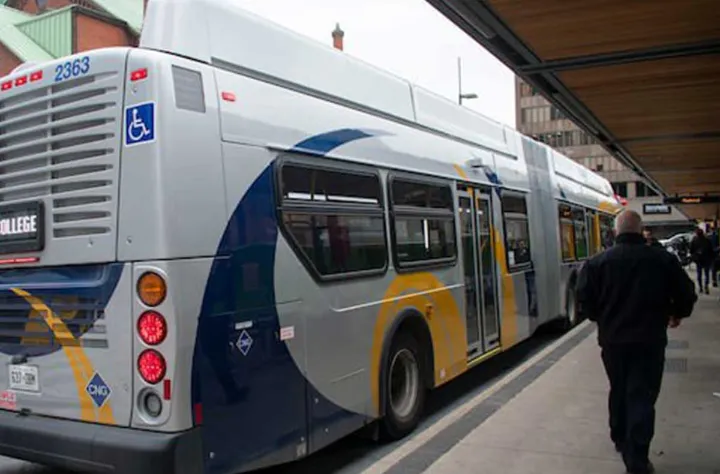 دزدی که مسافران را به مقصد رساند!