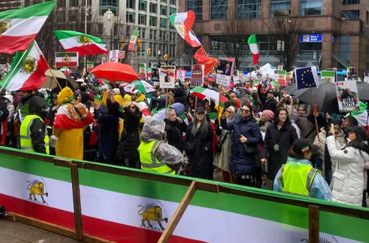 تجمع هزاران نفر در ونکوور در حمایت از هم‌میهنان درون‌مرز